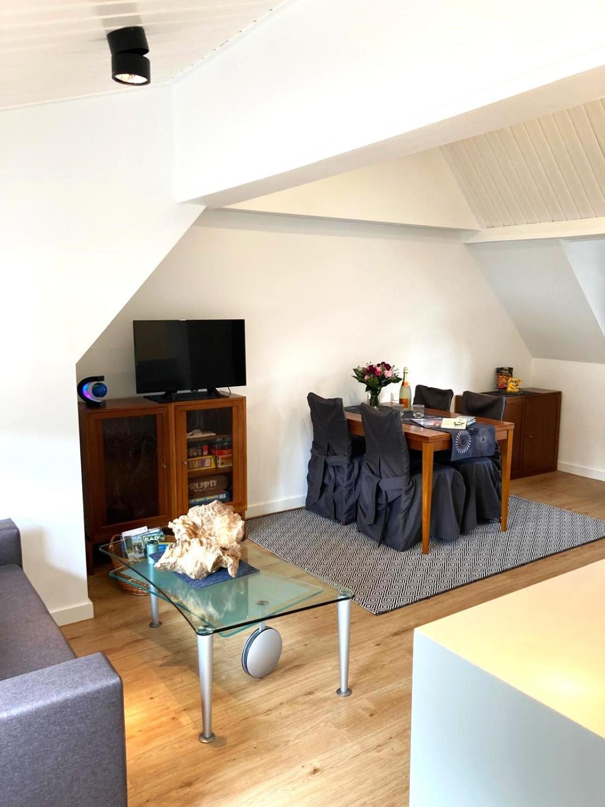 Zentrales Modernes Apartment, Naehe Zoo Und Stadion Dortmund Exterior foto
