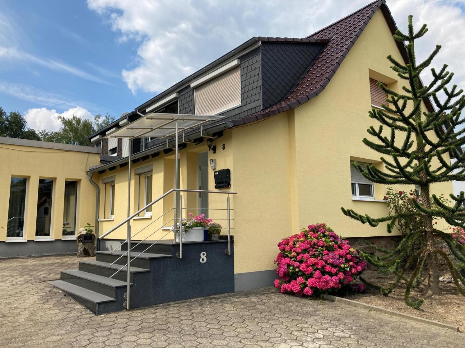 Zentrales Modernes Apartment, Naehe Zoo Und Stadion Dortmund Exterior foto